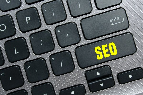Comment le SEO s'intègre dans la stratégie digitale ?